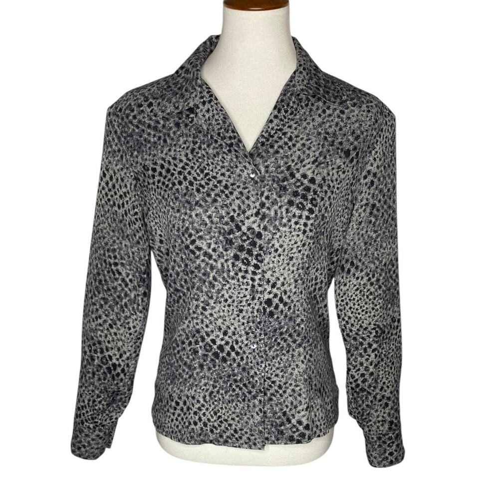 Talbots Silk Cheetah Animal Print Blouse Gray Black Button Up Sz 8P VTG Mobwife